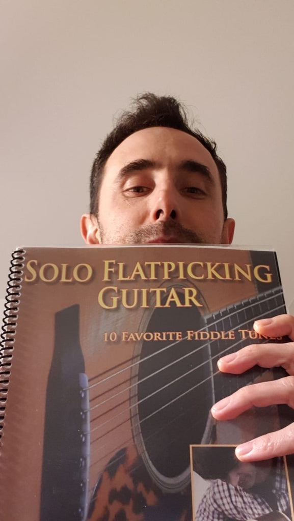 Solo Flatpicking Guitar (Printed Songbook)